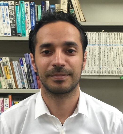 ベン アメド アクラム